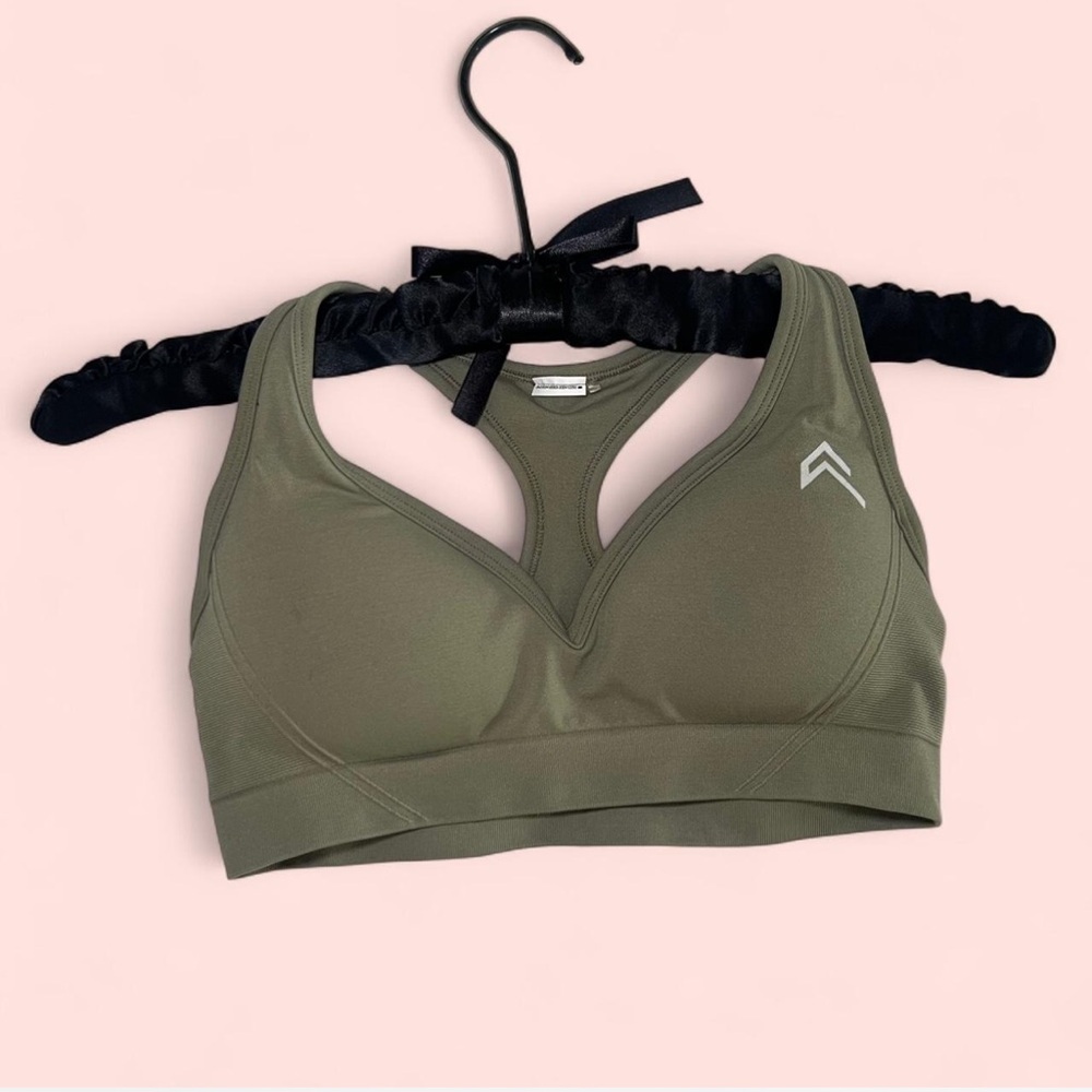 Oner Active Green Sports Bra V-Cut front and  Cross Back